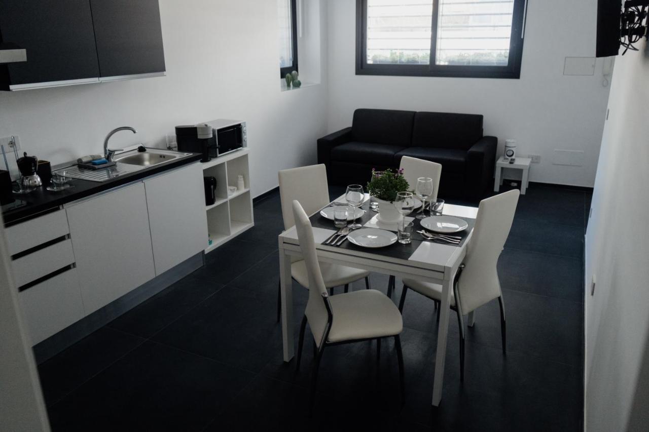 Domus Residence - Catullo - Μπάρι Εξωτερικό φωτογραφία